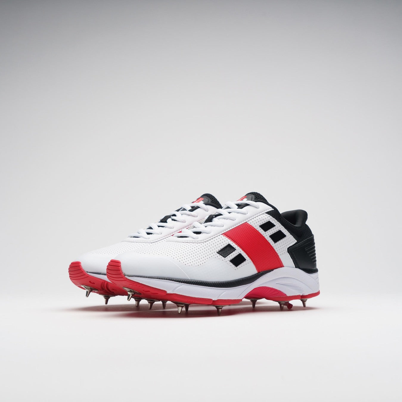 GN Velocity 4.0 Cricket Spike