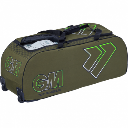 GM 707 Wheelie Bag