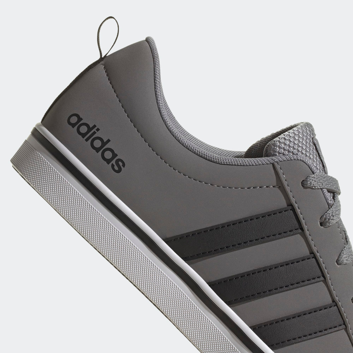 Adidas VS Pace 2.0